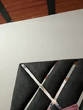 LiaCollings online show from 15, 4, 2026