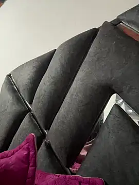 LiaCollings online show from 20, 4, 2026