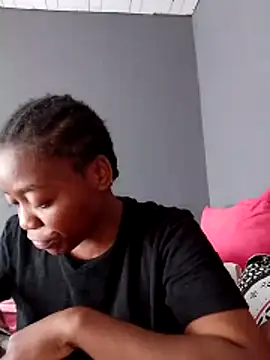 sexyhotchic93 online show from 6, 11, 2025