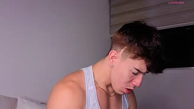 MaxCooper1 online show from 30, 11, 2025