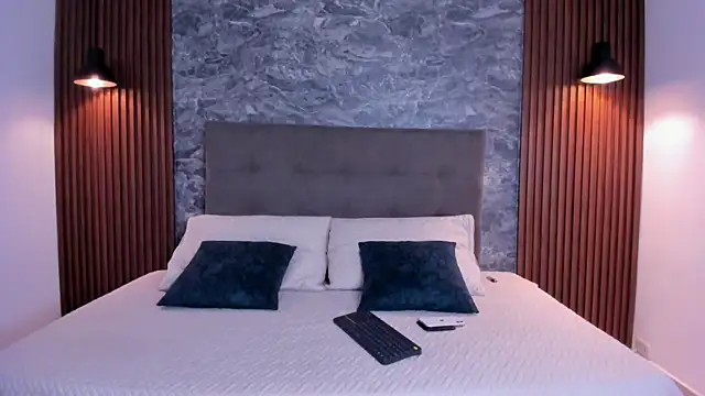 MaxCooper1 online show from 14, 10, 2025