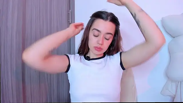 MissLana77 online show from 5, 3, 2026