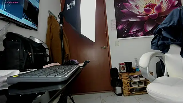 Snapshot of lycoris_19 chatting on 23, 10, 2025 lycoris 19 online show from 23, 10, 2025