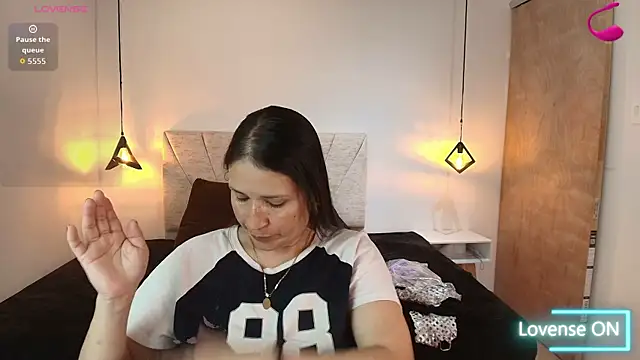 Barbara fox   online show from 16, 6, 2026