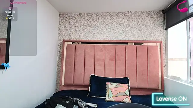 Barbara fox   online show from 5, 4, 2026