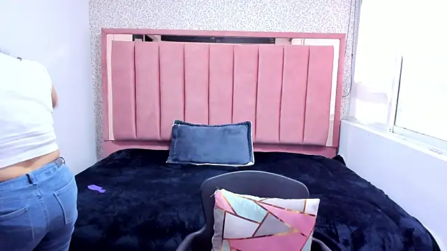 Barbara fox   online show from 28, 11, 2025