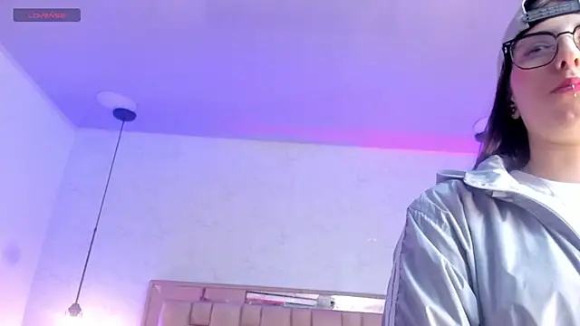 ScarlettRox online show from 21, 4, 2026