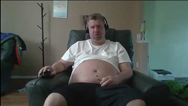 Single White Male online show from 4, 5, 2026