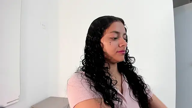 Snapshot of Angellit_Afrodita_ chatting on 12, 1, 2026 Angellit Afrodita online show from 12, 1, 2026