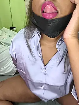 Hot-Sexy-Riya online show from 1, 11, 2025