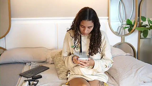 pinkloly online show from 11, 9, 2025