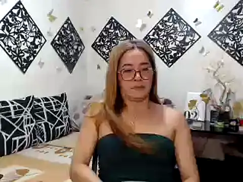 TheMISTRESSx69 online show from 19, 6, 2026
