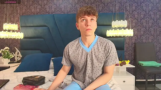 TaylerWhite online show from 10, 1, 2026