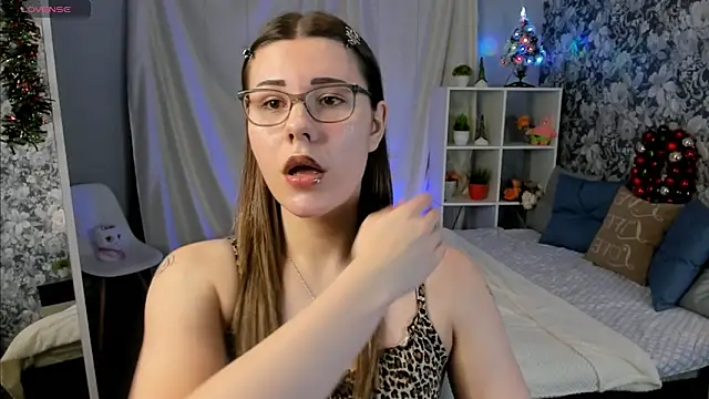 Laila Blarr online show from 6, 2, 2026