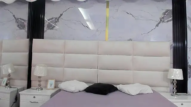 Sophie Calloway online show from 22, 12, 2025