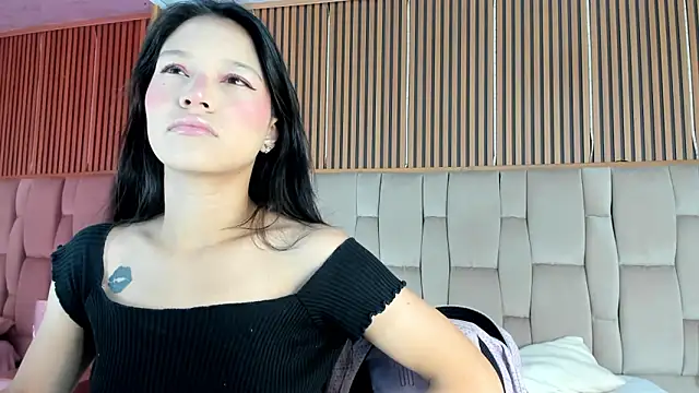 Sophie Calloway online show from 16, 2, 2026