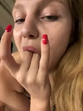 Emaline Fane online show from 29, 10, 2025