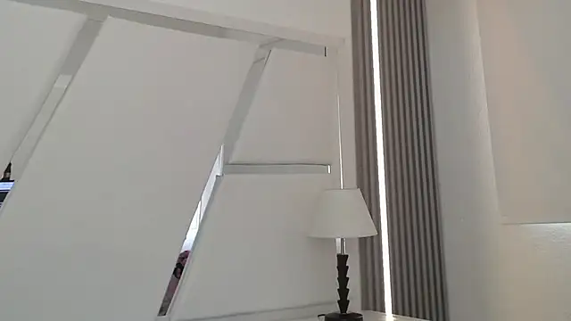 Mia garcia28 online show from 11, 11, 2025