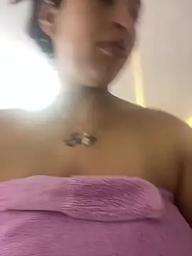 Mia garcia28 online show from 14, 1, 2026