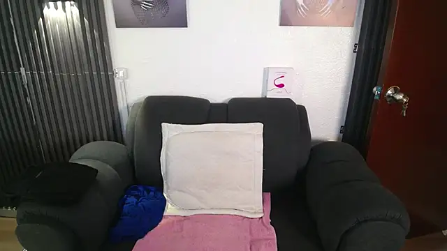 Mia garcia28 online show from 20, 11, 2025