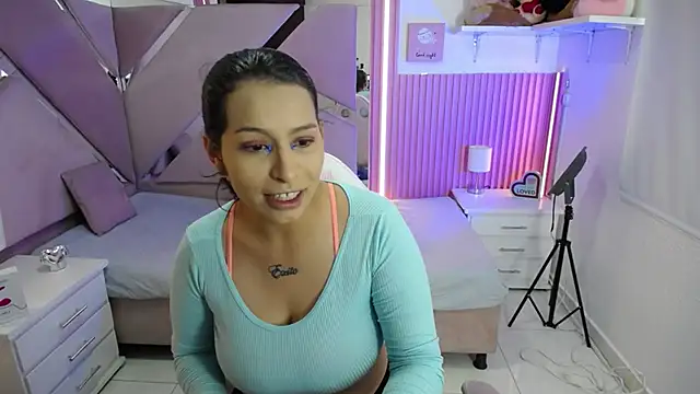 Mia garcia28 online show from 10, 11, 2025