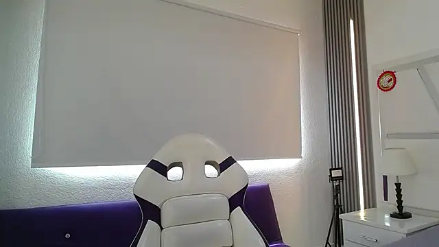 Mia garcia28 online show from 16, 12, 2025