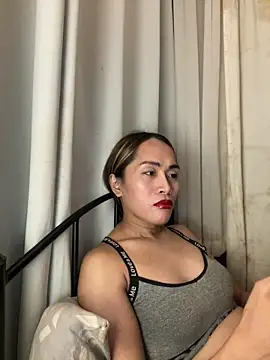 RomanticPearlTS online show from 8, 3, 2026