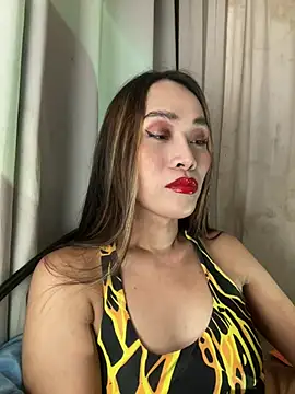 Snapshot of RomanticPearlTS chatting on 22, 4, 2026 RomanticPearlTS online show from 22, 4, 2026