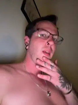 Snapshot of ItsMe_SuperLuc chatting on 21, 7, 2026 ItsMe SuperLuc online show from 21, 7, 2026