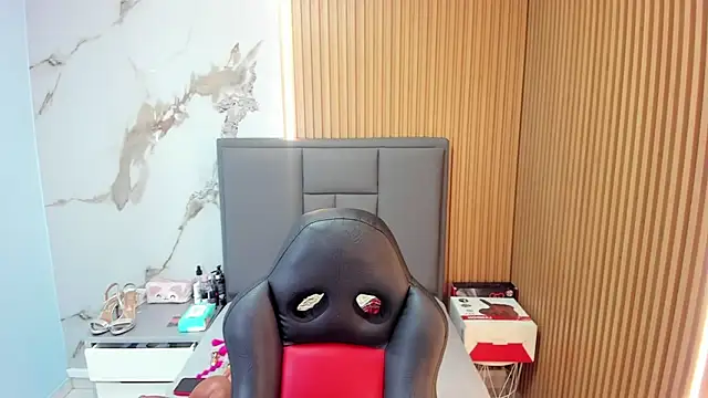 Isisleroy1 online show from 6, 2, 2026