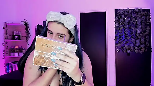 Lana Herondale online show from 16, 12, 2025