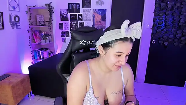 Lana Herondale online show from 25, 11, 2025