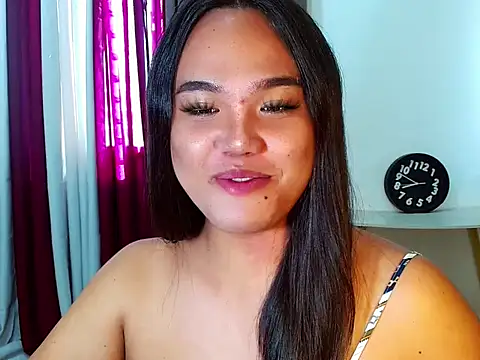 Snapshot of miss_glenda chatting on 5, 10, 2025 miss glenda online show from 5, 10, 2025