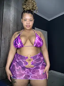 Thick Ass Barbiie online show from 24, 6, 2026