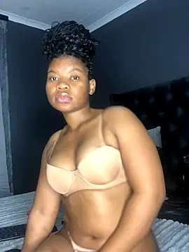 Snapshot of Thick_Shawtyy chatting on 1, 10, 2025 Thick Shawtyy online show from 1, 10, 2025