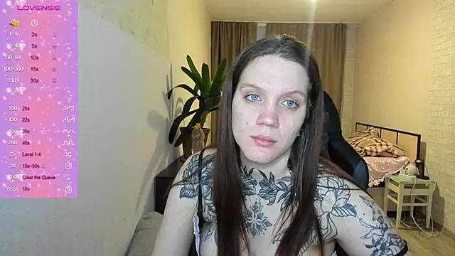 Luna Ver online show from 3, 12, 2025