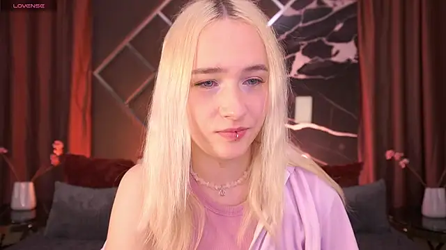 LilElfie online show from 9, 3, 2026