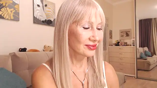 AlisaDeluxe online show from 30, 11, 2025