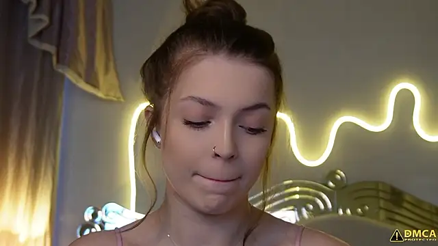 kellypeachcake online show from 8, 2, 2026