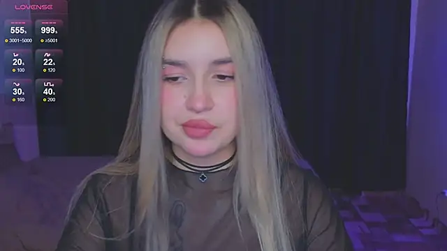 Snapshot of RoxyChill chatting on 26, 9, 2025 RoxyChill online show from 26, 9, 2025