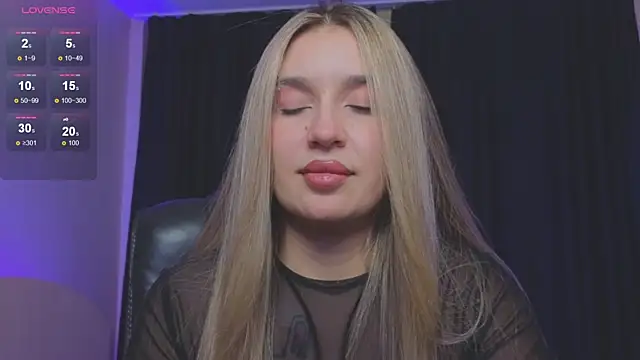 RoxyChill online show from 5, 11, 2025