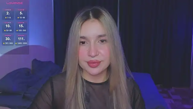 Snapshot of RoxyChill chatting on 9, 9, 2025 RoxyChill online show from 9, 9, 2025