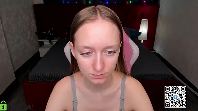 Mia E1fie online show from 14, 2, 2026