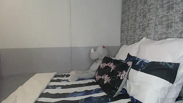 Snapshot of DarrkDeeva68 chatting on 12, 9, 2025 DarrkDeeva68 online show from 12, 9, 2025