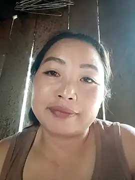 Snapshot of PhamPhung chatting on 31, 10, 2025 PhamPhung online show from 31, 10, 2025