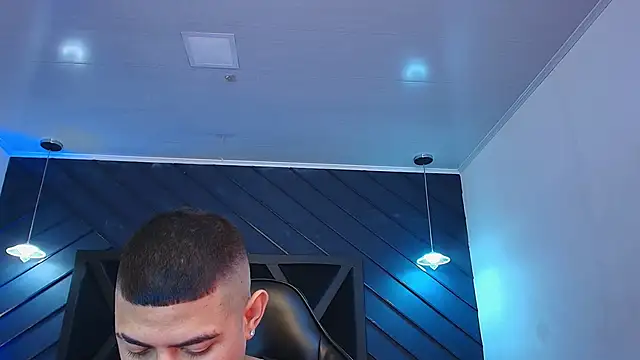 marco garciia  online show from 28, 2, 2026