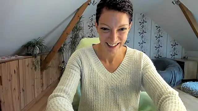 Axunamun online show from 18, 11, 2025