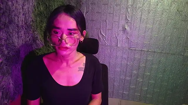 Snapshot of Madylinebigcock69 chatting on 17, 7, 2026 Madylinebigcock69 online show from 17, 7, 2026