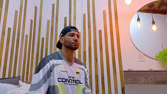 yorbymaxx online show from 17, 2, 2026