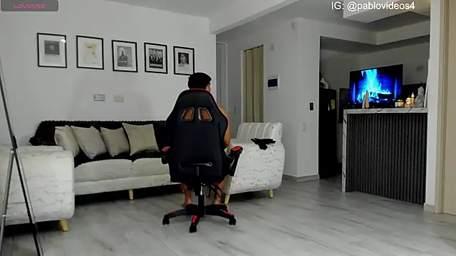 Snapshot of Nicolasmontoya16 chatting on 18, 11, 2025 Nicolasmontoya16 online show from 18, 11, 2025